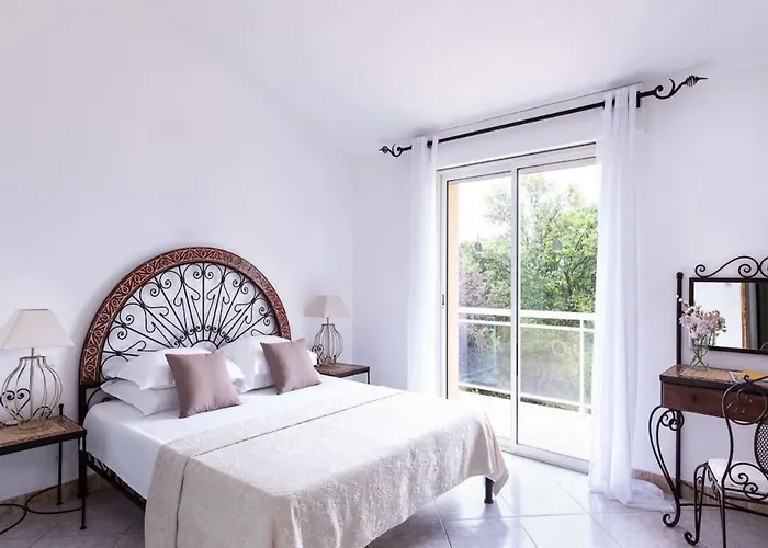 Ruscana Avec Piscine Privee * Sainte-Lucie de Porto-Vecchio