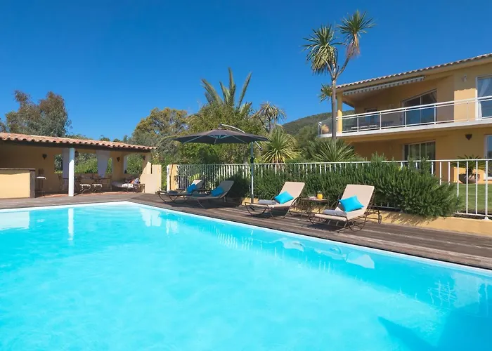 Ruscana Avec Piscine Privee Vila *